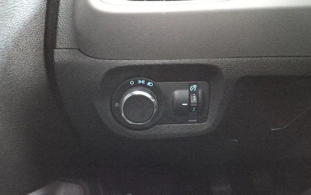 imagem-https://www.socarrao.com.br/sc-vehicle-images-prod/3342367/1788898284768-8362780_12_B_d1cfda1c30.jpeg
