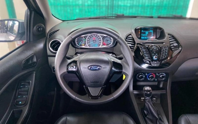 imagem-https://www.socarrao.com.br/sc-vehicle-images-prod/3342370/1789648397356-8370847_6_B_43505dbb21.jpeg