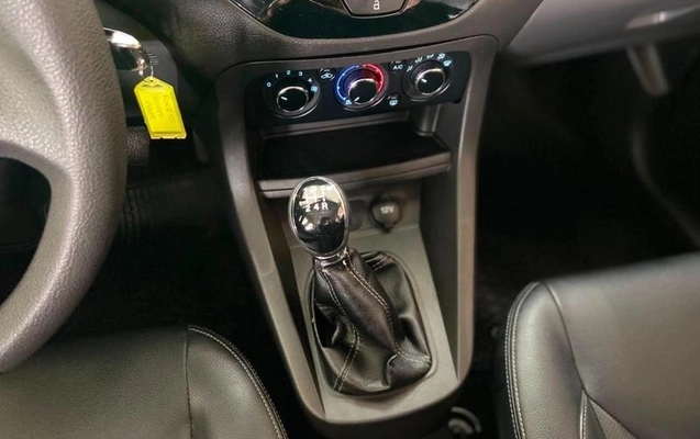 imagem-https://www.socarrao.com.br/sc-vehicle-images-prod/3342370/1789648397358-8370847_3_B_cf29e91cbc.jpeg