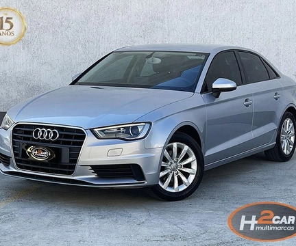 Audi A3 2015 Prata — foto 1 de 3