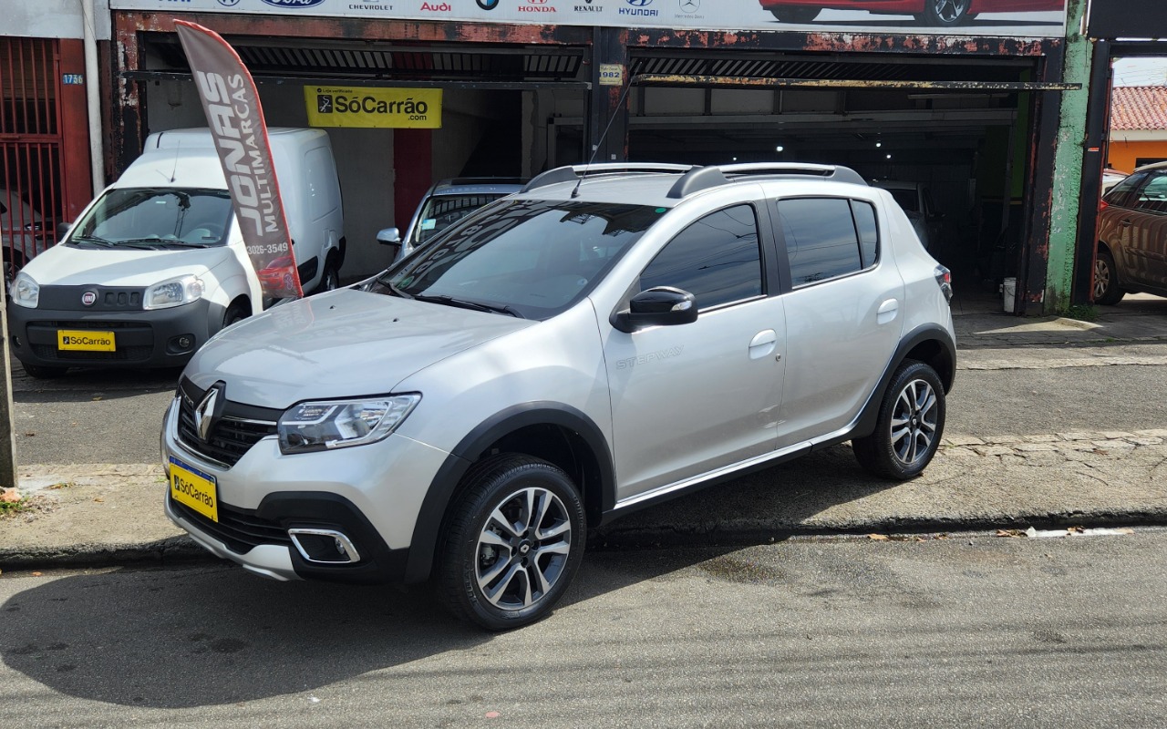 Renault Stepway Iconic Flex 1.6 16V Aut. na cor Prata em Curitiba / PR - 3343019