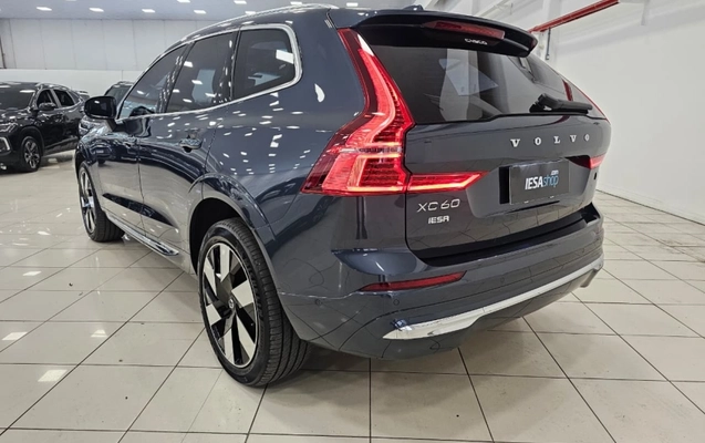 imagem-https://www.socarrao.com.br/sc-vehicle-images-prod/3343031/1788207204015-kAzRTaSvQ7JYL9t7N3Ea6TowKbmycG8Z.jpg