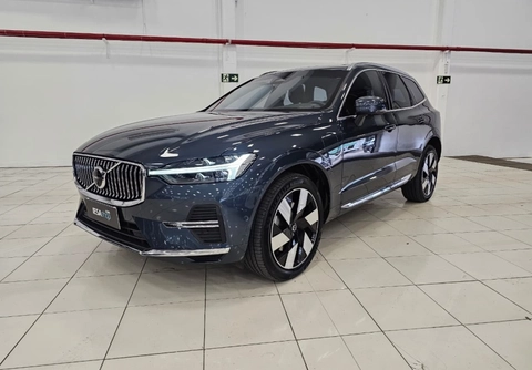 Volvo XC60 2024 Azul — foto 1 de 3