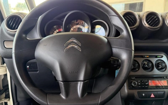 imagem-https://www.socarrao.com.br/sc-vehicle-images-prod/3343121/1791314051485-8364698_6_B_1b7778a0ca.jpeg