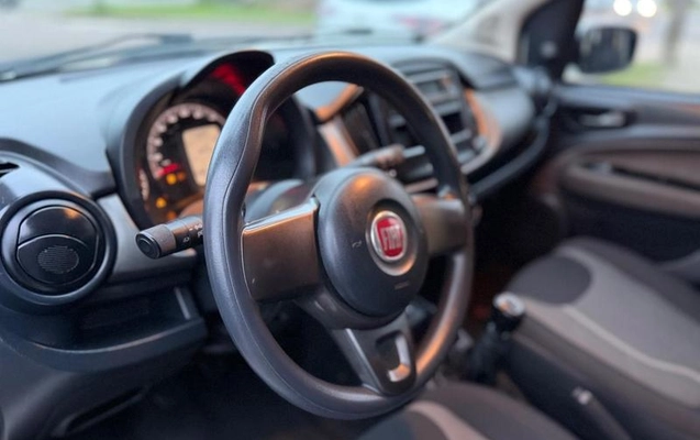 imagem-https://www.socarrao.com.br/sc-vehicle-images-prod/3343413/1791314369572-8304320_9_B_f72072d39c.jpeg
