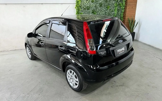 imagem-https://www.socarrao.com.br/sc-vehicle-images-prod/3343569/1789501777077-gb-2eaa1a2.jpeg