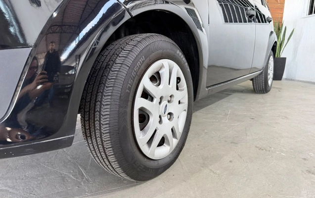 imagem-https://www.socarrao.com.br/sc-vehicle-images-prod/3343569/1789501777083-gb-d5e7ab3.jpeg