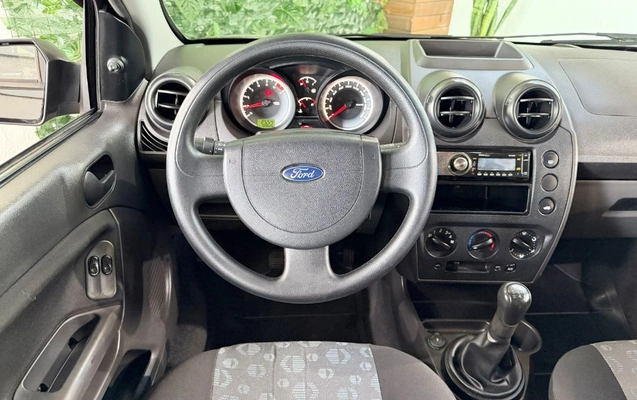 imagem-https://www.socarrao.com.br/sc-vehicle-images-prod/3343569/1789501777086-gb-b8418f2.jpeg