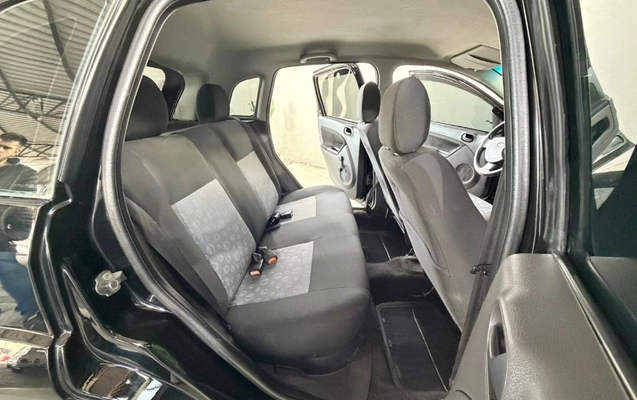 imagem-https://www.socarrao.com.br/sc-vehicle-images-prod/3343569/1789501777095-gb-fededf7.jpeg