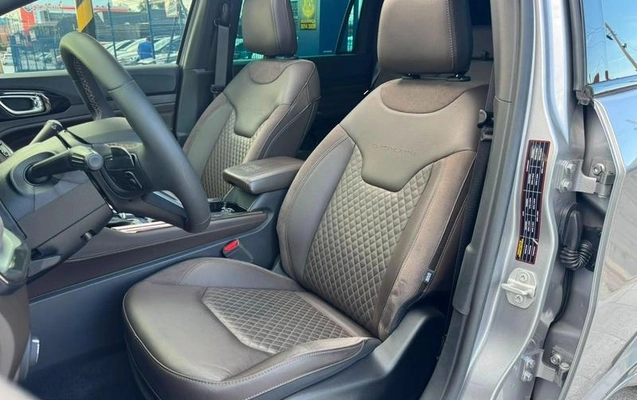 imagem-https://www.socarrao.com.br/sc-vehicle-images-prod/3343720/1789559389201-8396688_2_B_bcae2312c5.jpeg