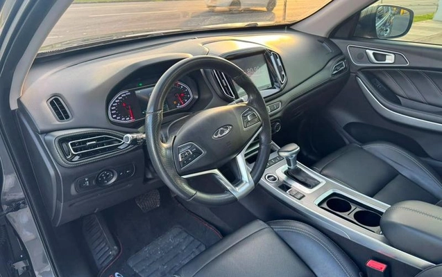 imagem-https://www.socarrao.com.br/sc-vehicle-images-prod/3343784/1787933544058-8396880_15_B_737fe9743d.jpeg