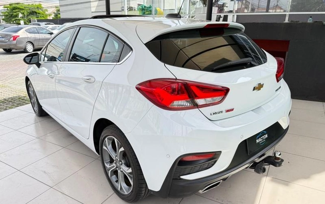 imagem-https://www.socarrao.com.br/sc-vehicle-images-prod/3343790/1788960595139-8399811_3_B_ad3da2a7bb.jpeg