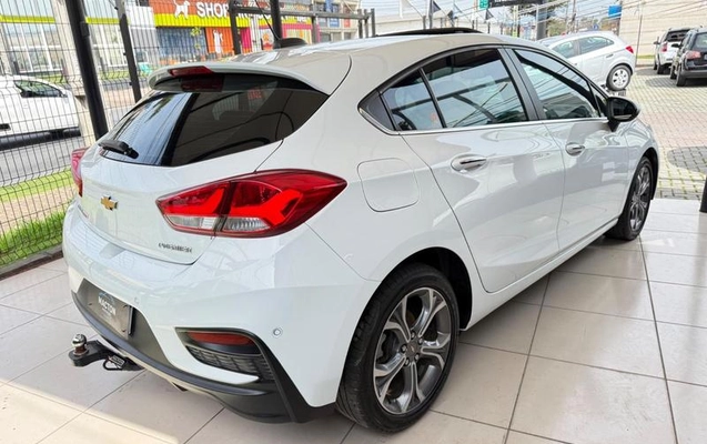 imagem-https://www.socarrao.com.br/sc-vehicle-images-prod/3343790/1788960595143-8399811_5_B_7f9148a1ed.jpeg