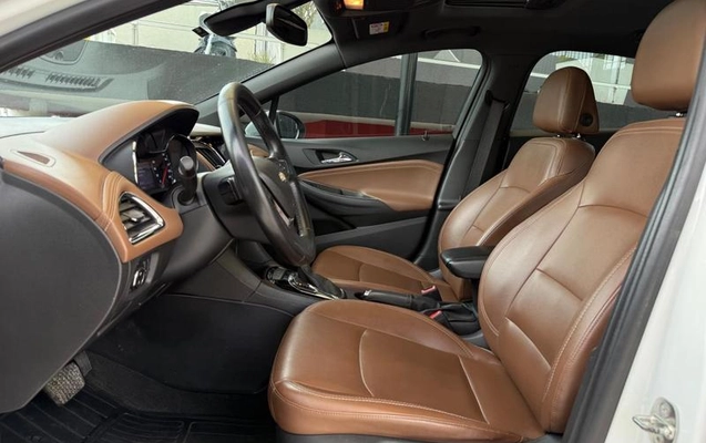 imagem-https://www.socarrao.com.br/sc-vehicle-images-prod/3343790/1788960595161-8399811_12_B_9e8fac1613.jpeg