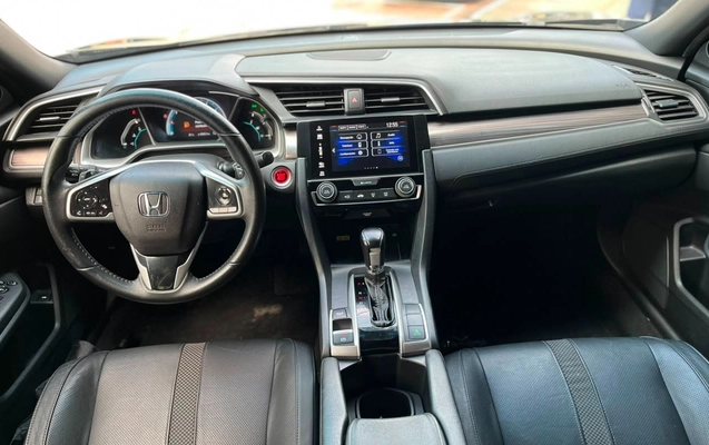 imagem-https://www.socarrao.com.br/sc-vehicle-images-prod/3343872/1787245912551-V2hhdHNBcHAgSW1hZ2UgMjAyNi0wOC0yMCBhdCAxMy4zMi4wOCAoMSkuanBlZw.jpeg