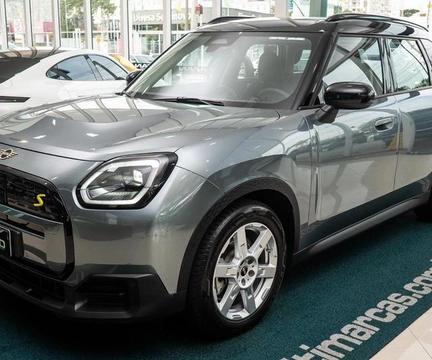 Mini COOPER 2025 Verde — foto 1 de 3