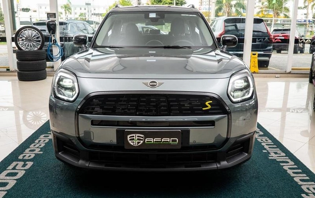imagem-https://www.socarrao.com.br/sc-vehicle-images-prod/3343889/1787771539023-8350587_10_B_779fbca856.jpeg