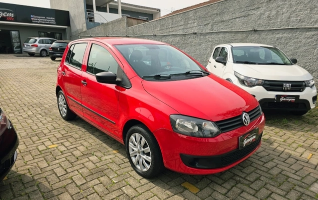 imagem-https://www.socarrao.com.br/sc-vehicle-images-prod/3343891/1787314570330-A6ia05Via5WbMfjNRZffCvU2KvHPm4yY.jpg