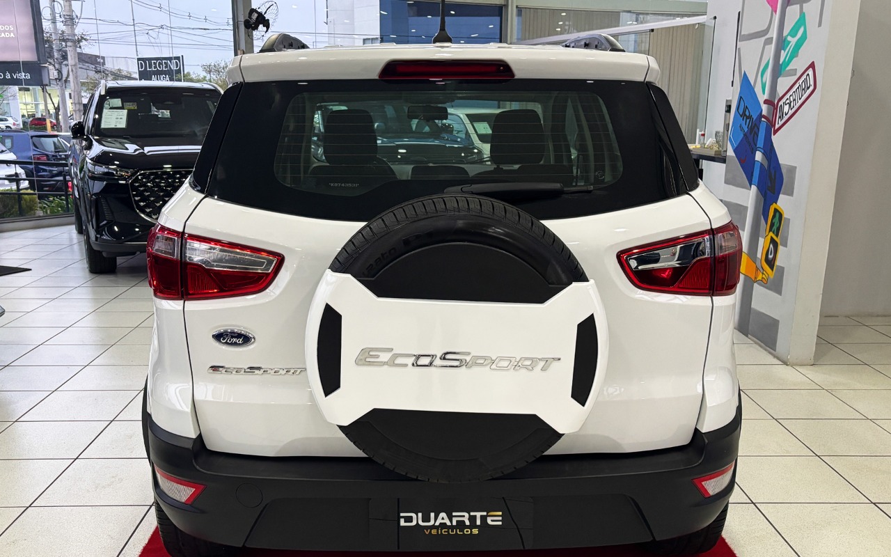 imagem-https://www.socarrao.com.br/sc-vehicle-images-prod/3343899/1787246172863-MDA2LkpQRy5qcGc.jpg