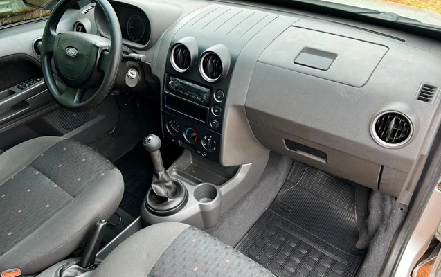 imagem-https://www.socarrao.com.br/sc-vehicle-images-prod/3343909/1787246197612-928dd4b9634e48c78d5150924827d1d4_1787246114595.jpg