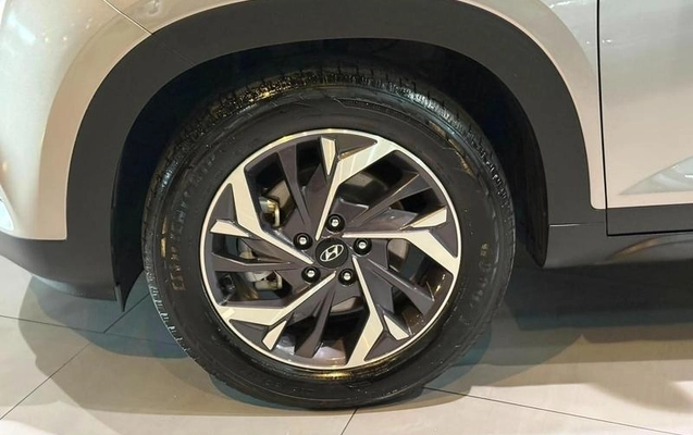 imagem-https://www.socarrao.com.br/sc-vehicle-images-prod/3344154/1789137049480-8388889_11_B_4fb68b1d91.jpeg