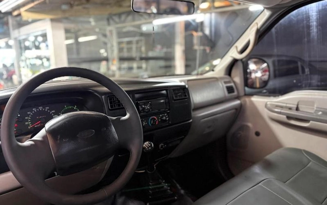 imagem-https://www.socarrao.com.br/sc-vehicle-images-prod/3344357/1787943963387-8392991_8_B_5aaff42dfb.jpeg