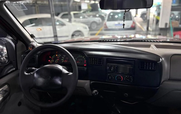 imagem-https://www.socarrao.com.br/sc-vehicle-images-prod/3344357/1787943963422-8392991_12_B_6c116bf6e5.jpeg