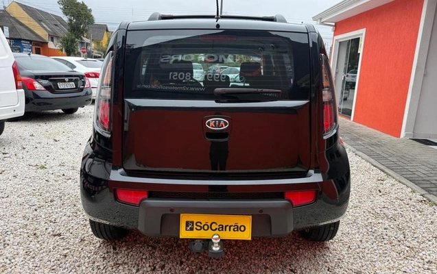 imagem-https://www.socarrao.com.br/sc-vehicle-images-prod/3344360/1788375935325-8400090_4_B_1264923f43.jpeg