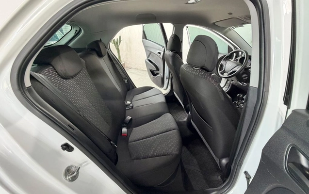 imagem-https://www.socarrao.com.br/sc-vehicle-images-prod/3344478/1789503624862-gb-91c3b2d.jpeg