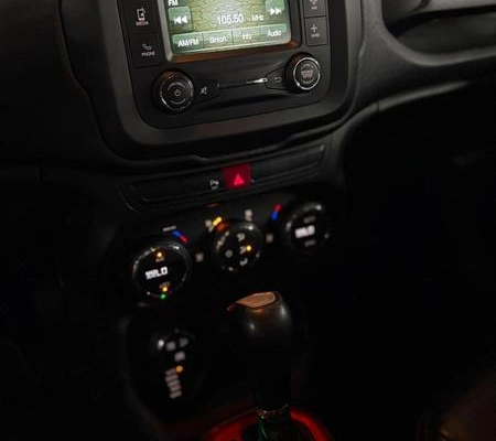 imagem-https://www.socarrao.com.br/sc-vehicle-images-prod/3344672/1787600685053-8376660_11_B_1d6a6559bf.jpeg