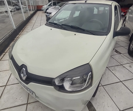 Renault Clio 2014 Branco — foto 1 de 3
