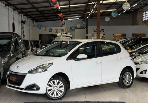 Peugeot 208 2017 Branco — foto 1 de 3