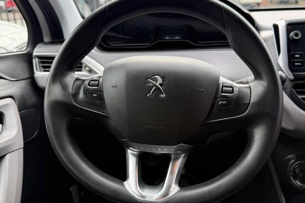 imagem-https://www.socarrao.com.br/sc-vehicle-images-prod/3344746/1787773252711-8400134_0_B_143be462b0.jpeg