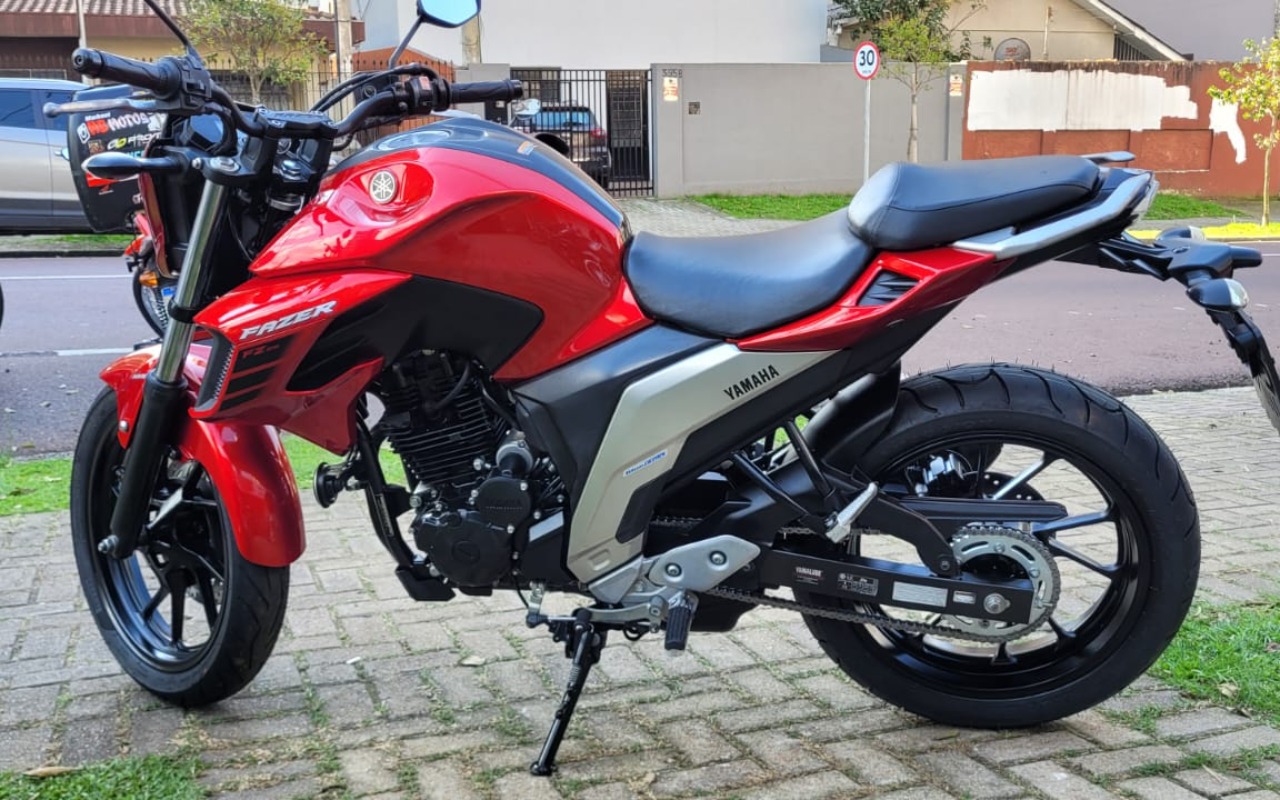 imagem-https://www.socarrao.com.br/sc-vehicle-images-prod/3344773/1787249533813-MTEuanBlZw.jpeg
