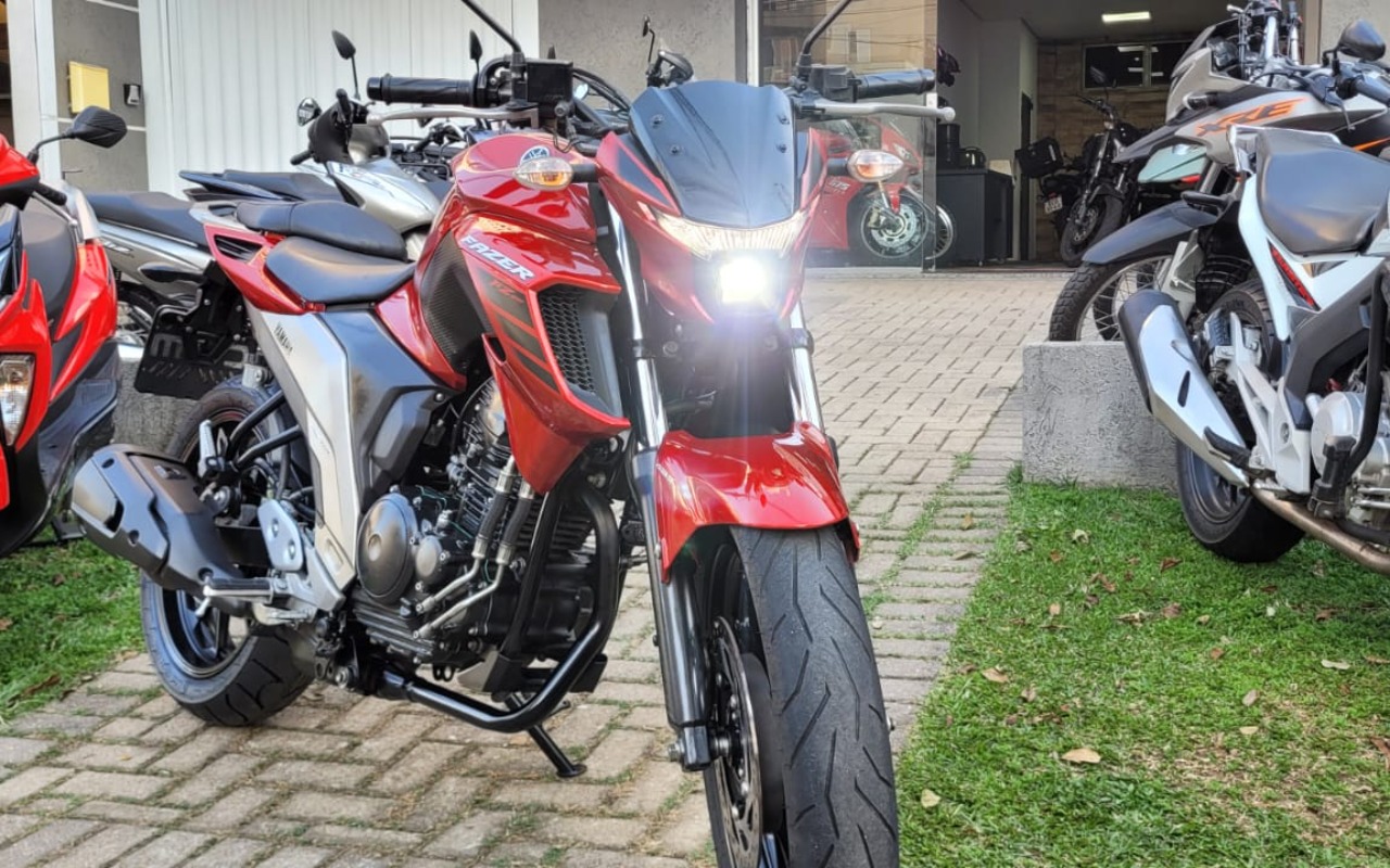 imagem-https://www.socarrao.com.br/sc-vehicle-images-prod/3344773/1787249534094-Ny5qcGVn.jpeg