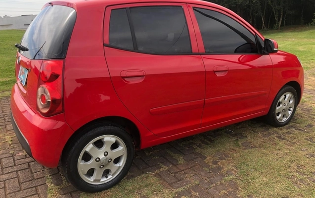 imagem-https://www.socarrao.com.br/sc-vehicle-images-prod/3344931/1787257456016-b5Ae7Bj28aoE9L1Qtm5oYaZQWmp9gvmk.jpg