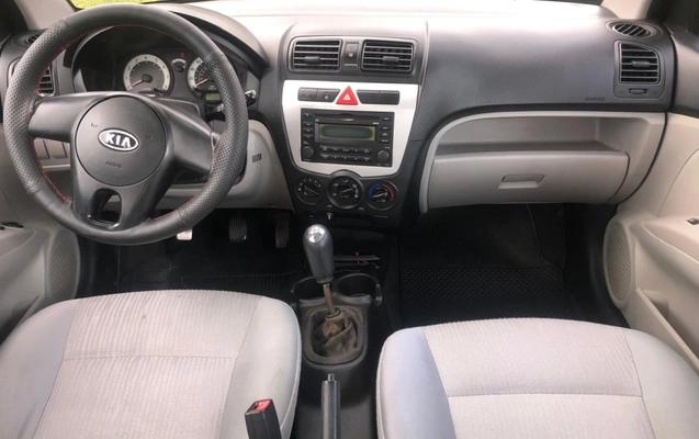 imagem-https://www.socarrao.com.br/sc-vehicle-images-prod/3344931/1787257456033-UZLfBqBa5q0s9OZzhxS1dPy5HB1P5Vdn.jpg