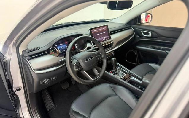 imagem-https://www.socarrao.com.br/sc-vehicle-images-prod/3345149/1788436005518-8372241_9_B_9a260e0357.jpeg