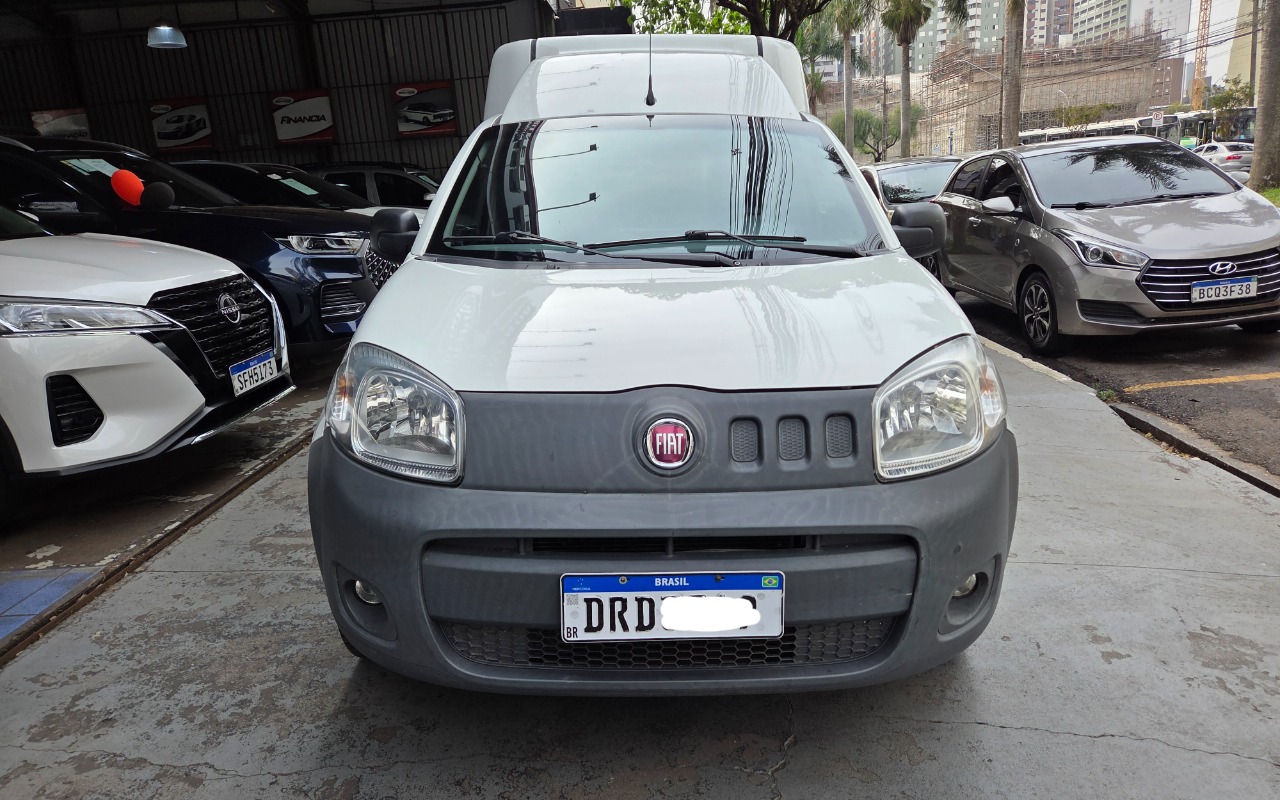 Fiat Fiorino Furgão Work. Hard 1.4 Flex 8V 2P - foto 2