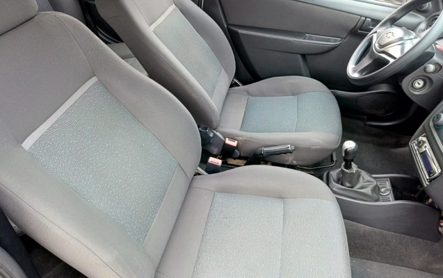 imagem-https://www.socarrao.com.br/sc-vehicle-images-prod/3345324/1787250772058-ZWFlOGY5MTAtMTYzYi00NjczLWJlYzUtYjExN2Y1YWI5NzVhLmpwZw.jpg