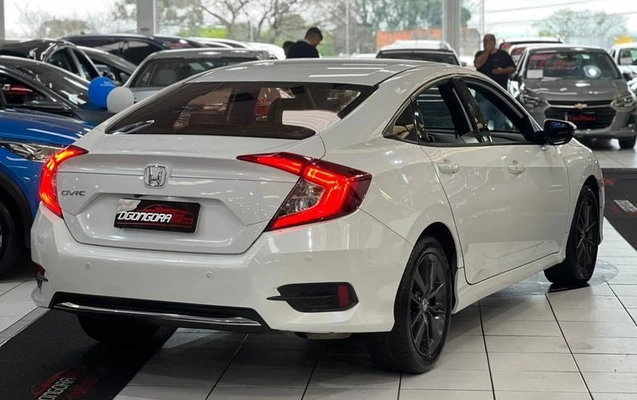 imagem-https://www.socarrao.com.br/sc-vehicle-images-prod/3345348/1788190607885-8400448_6_B_3943050d4d.jpeg