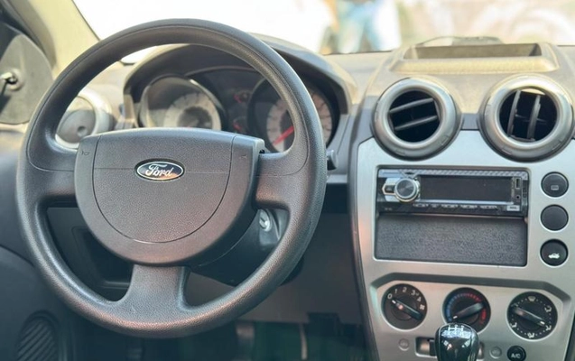 imagem-https://www.socarrao.com.br/sc-vehicle-images-prod/3345380/1788554453216-8343144_8_B_a57ab8968c.jpeg