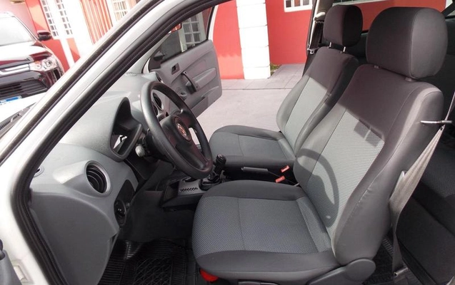 imagem-https://www.socarrao.com.br/sc-vehicle-images-prod/3345381/1787250989217-8400437_4_B_79b66f578b.jpeg