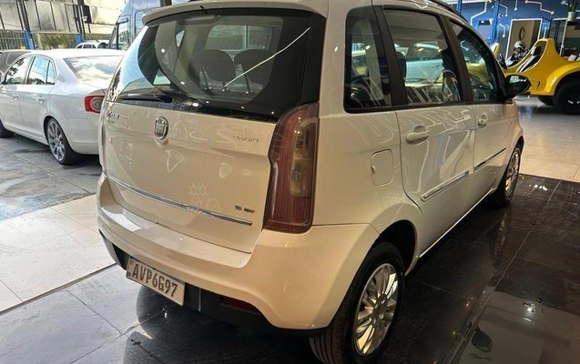 imagem-https://www.socarrao.com.br/sc-vehicle-images-prod/3345403/1789591926851-8350956_3_B_b04b2c0371.jpeg