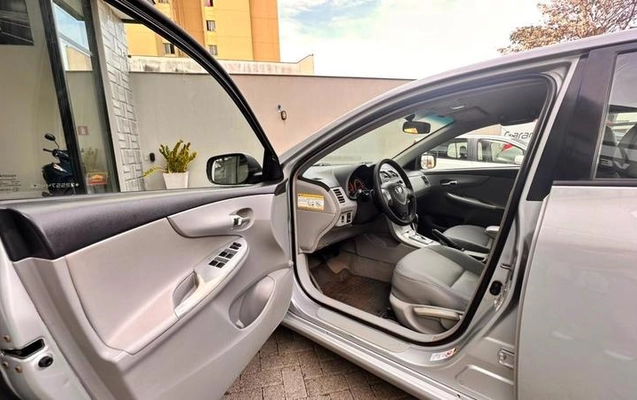 imagem-https://www.socarrao.com.br/sc-vehicle-images-prod/3345411/1789504564995-8400295_3_B_d69e2819b8.jpeg