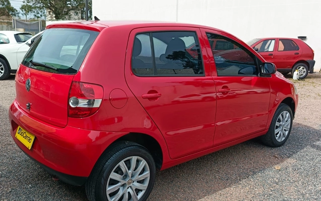 imagem-https://www.socarrao.com.br/sc-vehicle-images-prod/3345445/1787251620601-NGUwZmY4OWQtY2JkYS00NWU0LTljNTYtNzFlMTJmNTVhZTJjLmpwZw.jpg