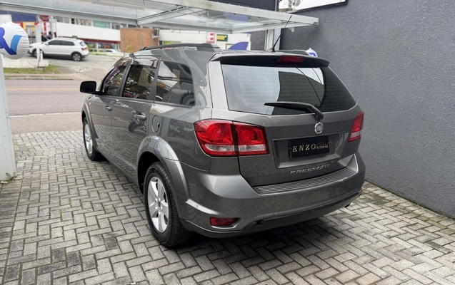 imagem-https://www.socarrao.com.br/sc-vehicle-images-prod/33455/1783281053195-vehicle_image_1783280986_6f840e26479fb70506edc0e673c8a82a.jpeg