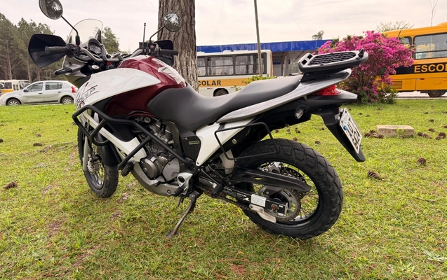 imagem-https://www.socarrao.com.br/sc-vehicle-images-prod/3345533/1787251800500-ZWY0ZDAzYTctMGYyNC00ZGRmLTgzYWYtZDRkN2Y2YTVkNjg4LmpmaWY.jfif