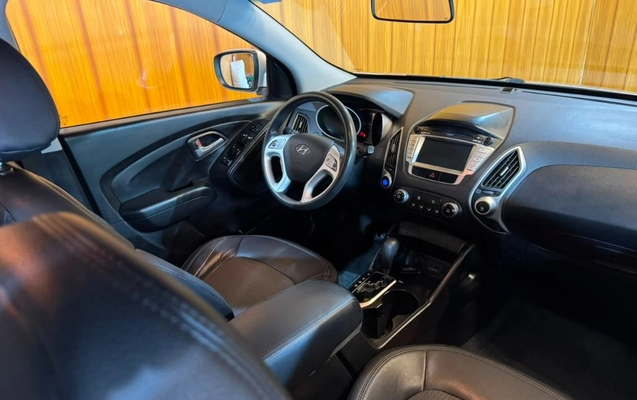 imagem-https://www.socarrao.com.br/sc-vehicle-images-prod/3345551/1789560689432-gb-b73e8a4.jpeg