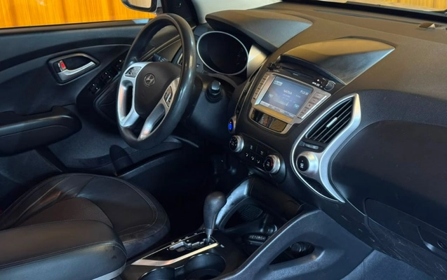 imagem-https://www.socarrao.com.br/sc-vehicle-images-prod/3345551/1789560689435-gb-8be8893.jpeg
